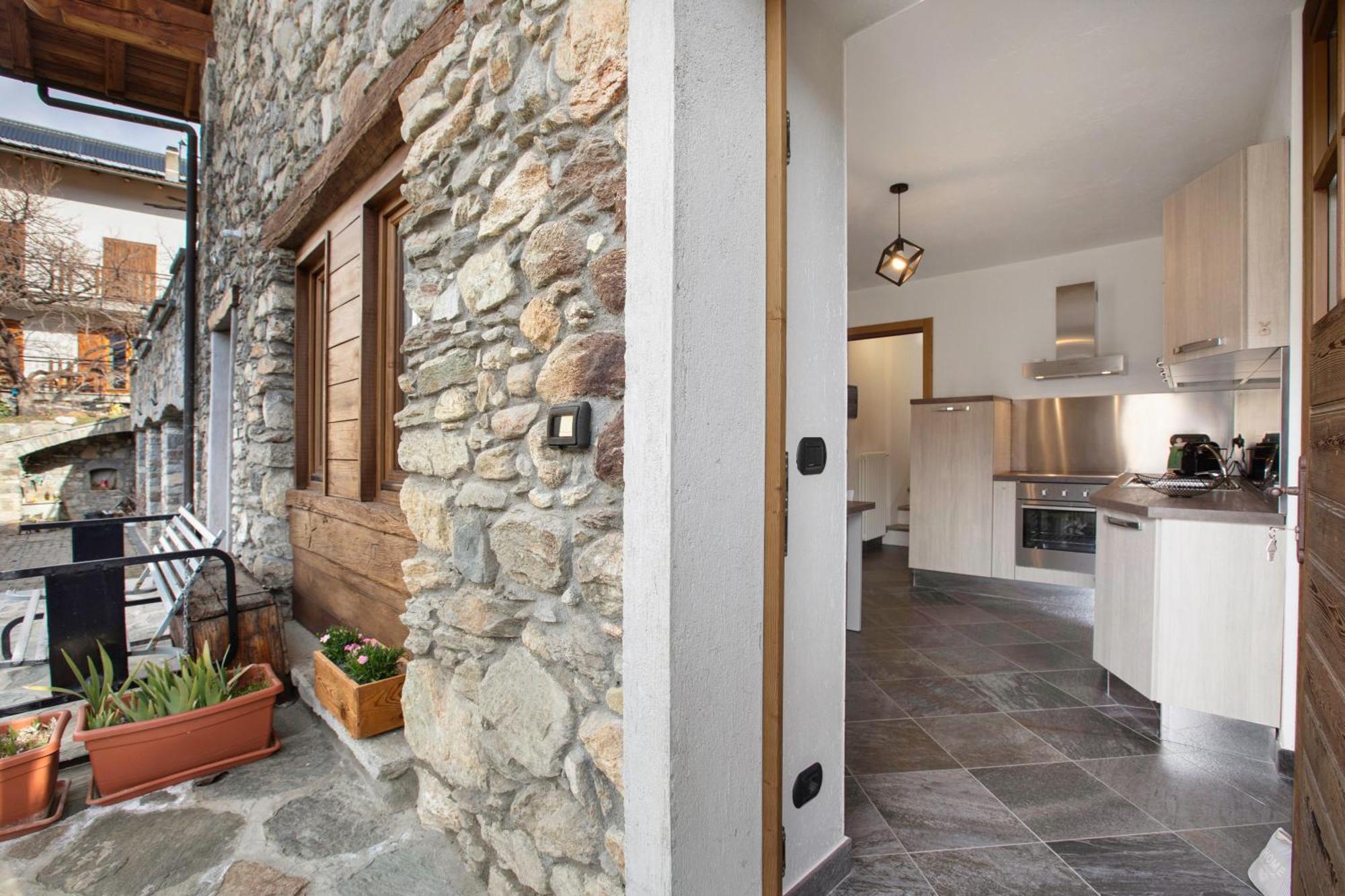 Mini House Valle D'Aosta Roisan ภายนอก รูปภาพ