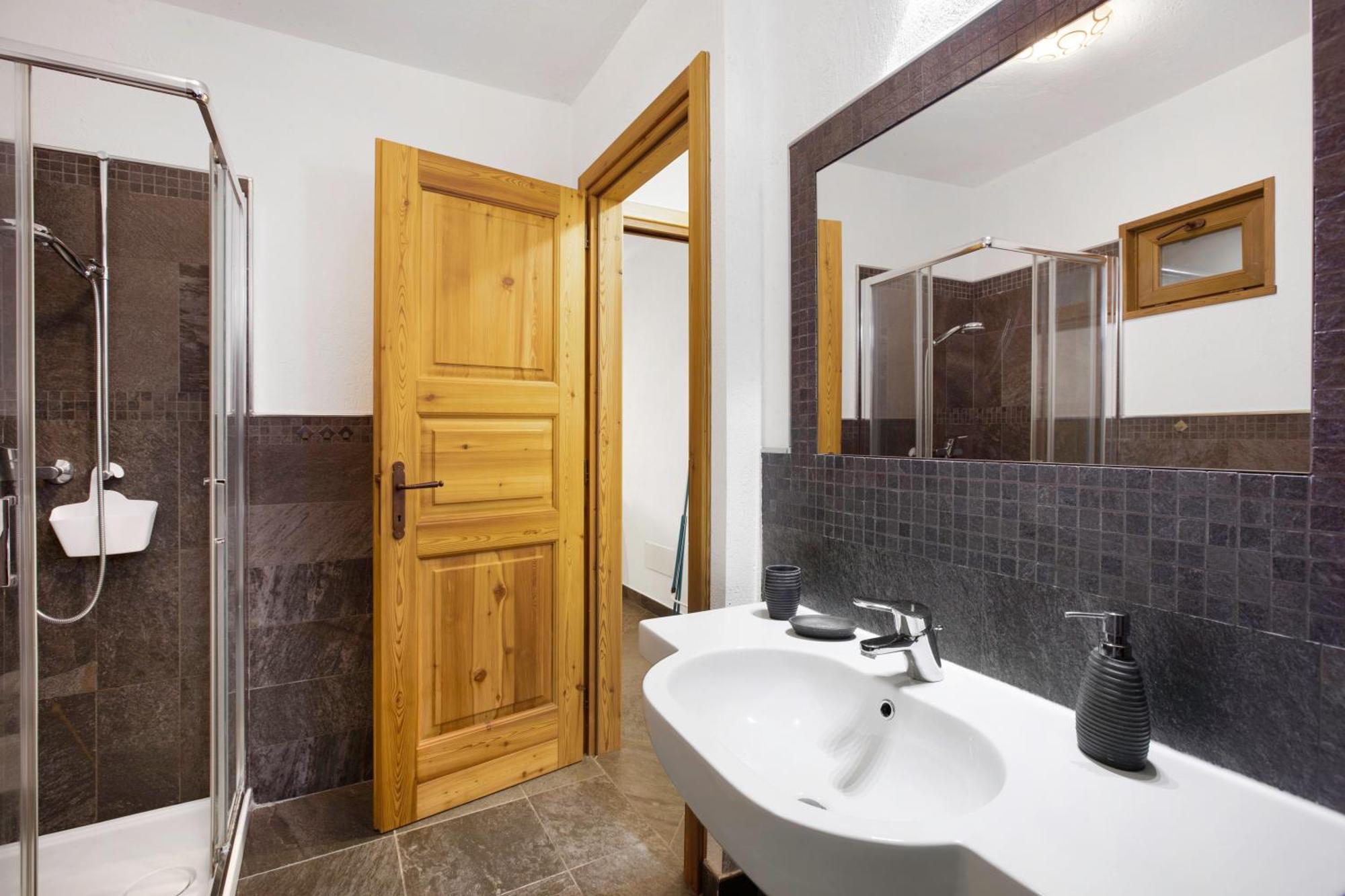 Mini House Valle D'Aosta Roisan ภายนอก รูปภาพ