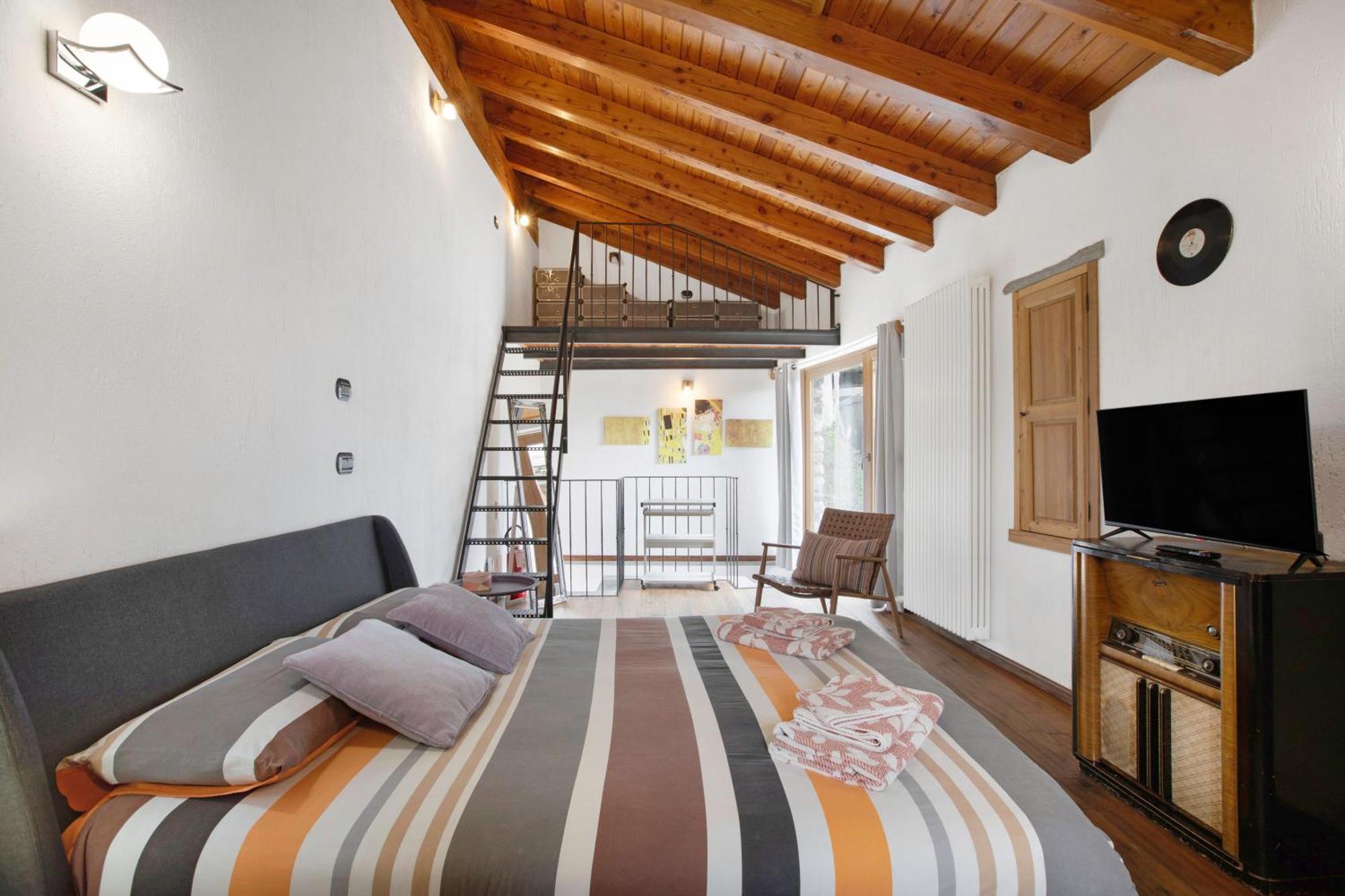 Mini House Valle D'Aosta Roisan ภายนอก รูปภาพ